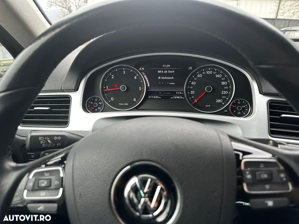 Volkswagen Touareg 3.0 V6 TDI BMT - 12