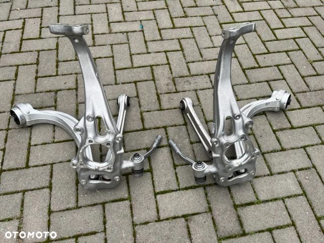 AUDI A8 4N 4N0407241 B zwrotnica piasta ORYG NOWA GWARANCJA! - 1