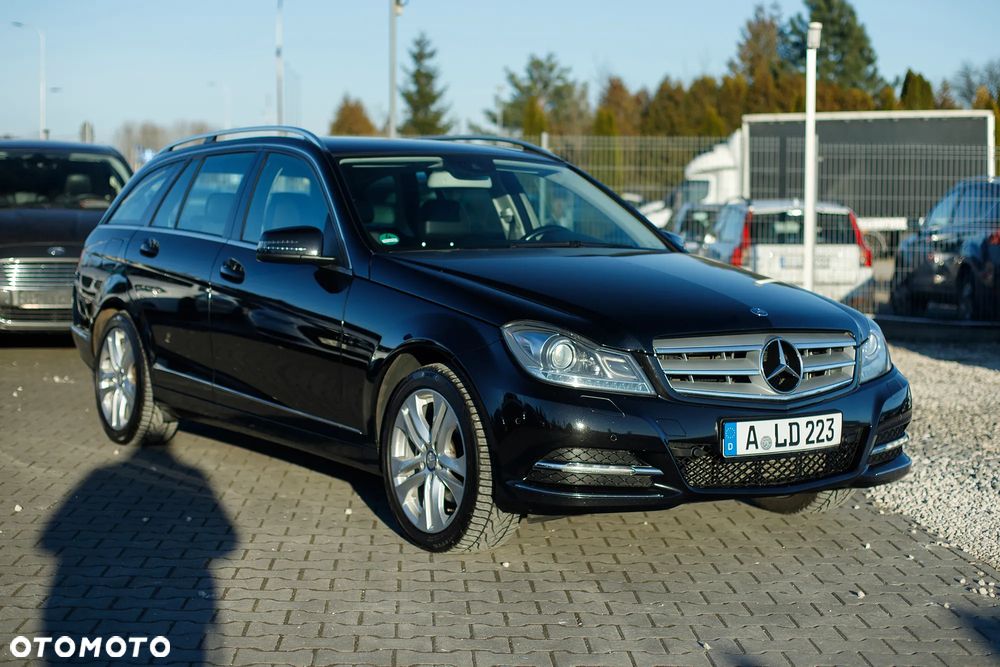 Mercedes-Benz Klasa C 200 (BlueEFFICIENCY) 7G-TRONIC Avantgarde - 6