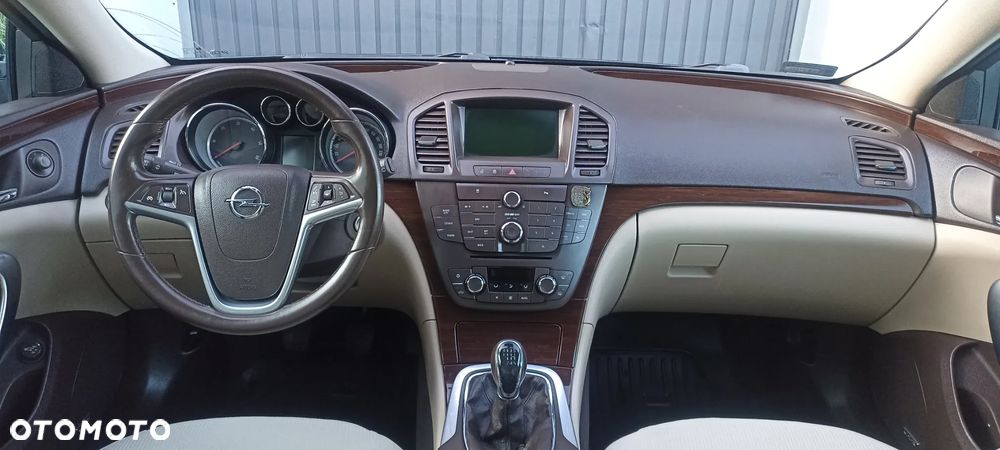 Opel Insignia 2.0 CDTI Cosmo - 8