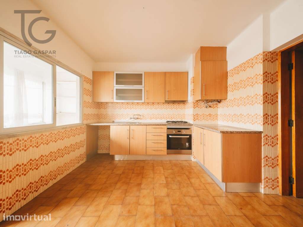 Apartamento T3 com 2 WC nas Caldas da Rainha - Grande imagem: 2/28