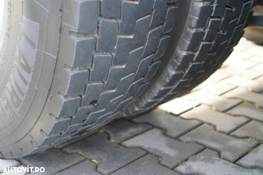 Iveco STRALIS 560 / 6X4 / PENTRU LEMN / PENTRU COPACI / PENTRU PĂDURE / REMORCĂ PALFINGER EPSILON / CAPACITATE DE RIDICARE - 5.250 KG - 24