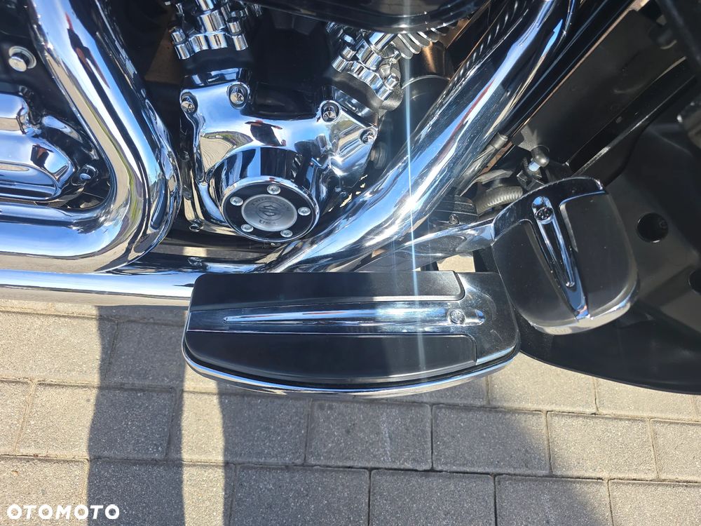 Harley-Davidson Touring Ultra Limited - 27