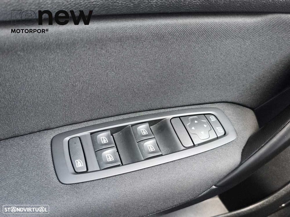 Renault Mégane Sport Tourer 1.5 Blue dCi Equilibre EDC - 17