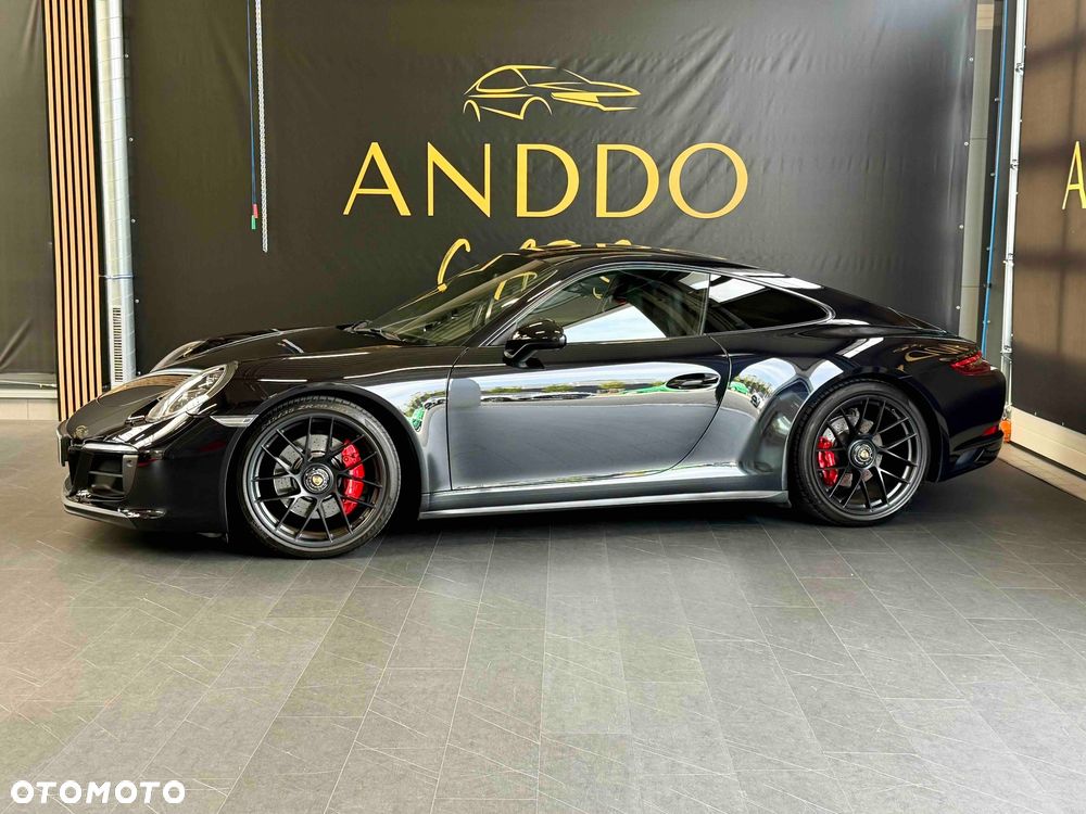 Porsche 911 Carrera 4 GTS PDK - 5