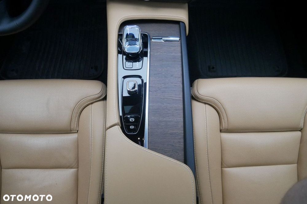 Volvo V90 B5 D AWD Ultimate Dark - 11