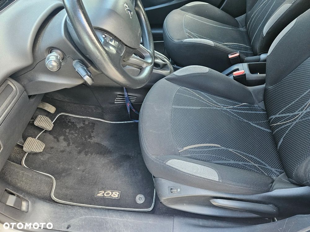 Peugeot 208 1.4 VTi Active - 14