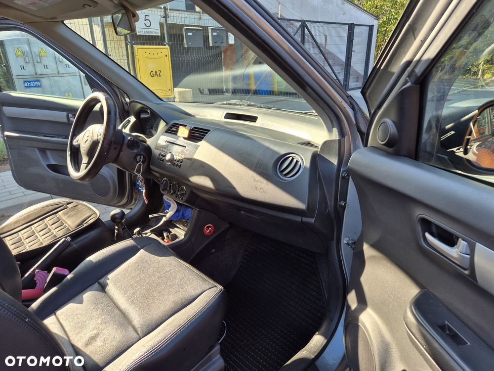 Suzuki Swift 1.3 GLX / Comfort - 17