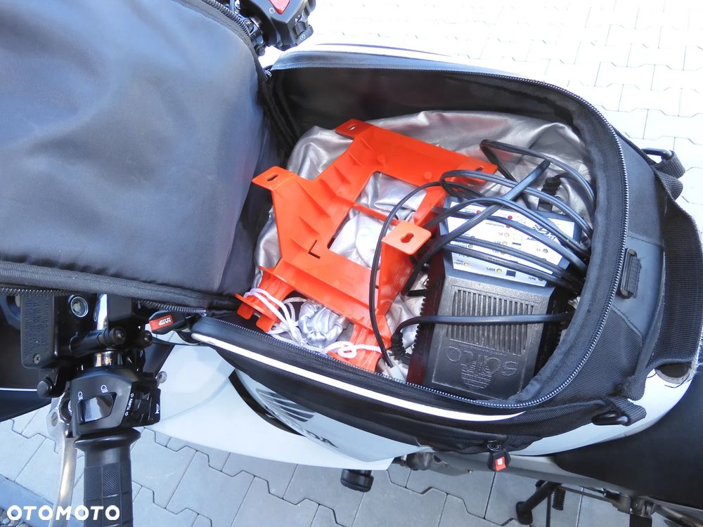 Honda CBF - 22