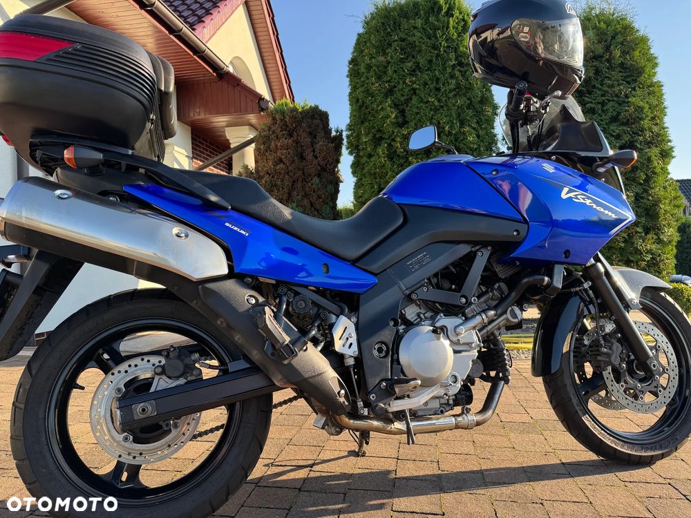 Suzuki V-STROM - 2