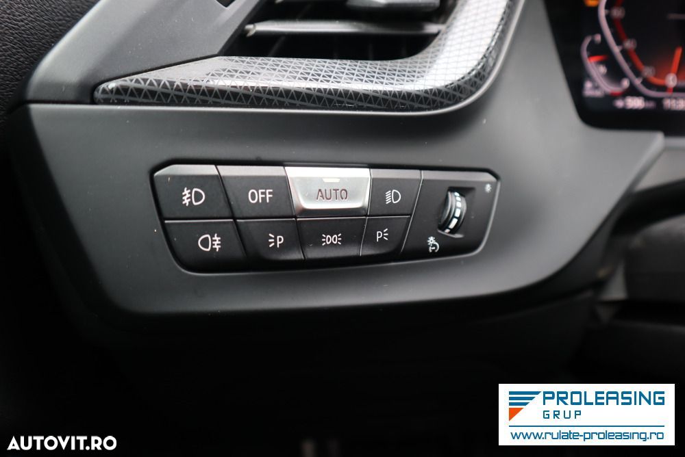 BMW Seria 2 220d AT - 10