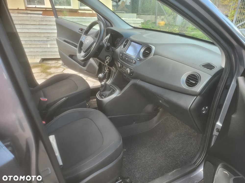 Hyundai i10 1.0 YES Gold - 21