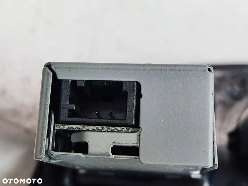 TOYOTA COROLLA E21 od 2022r Gniazdo Zapalniczki USB - 3
