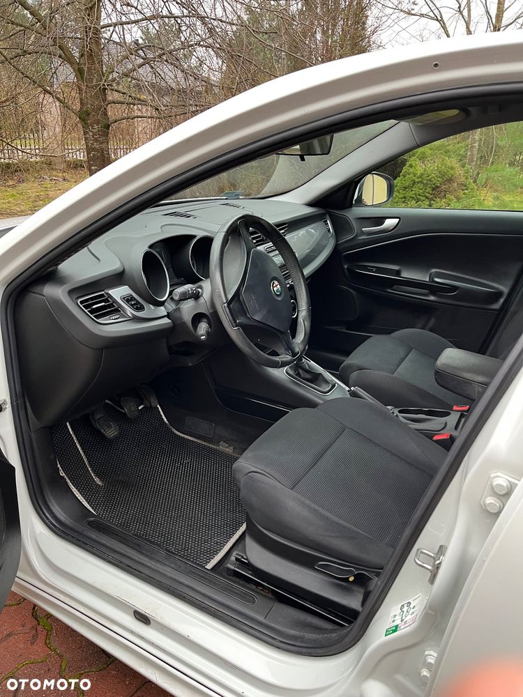 Alfa Romeo Giulietta 1.4 TB Distinctive - 5