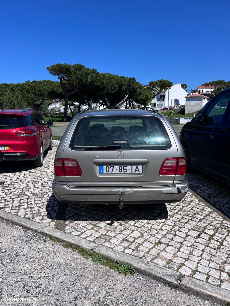 Mercedes-Benz E 290 TD Elegance - 2