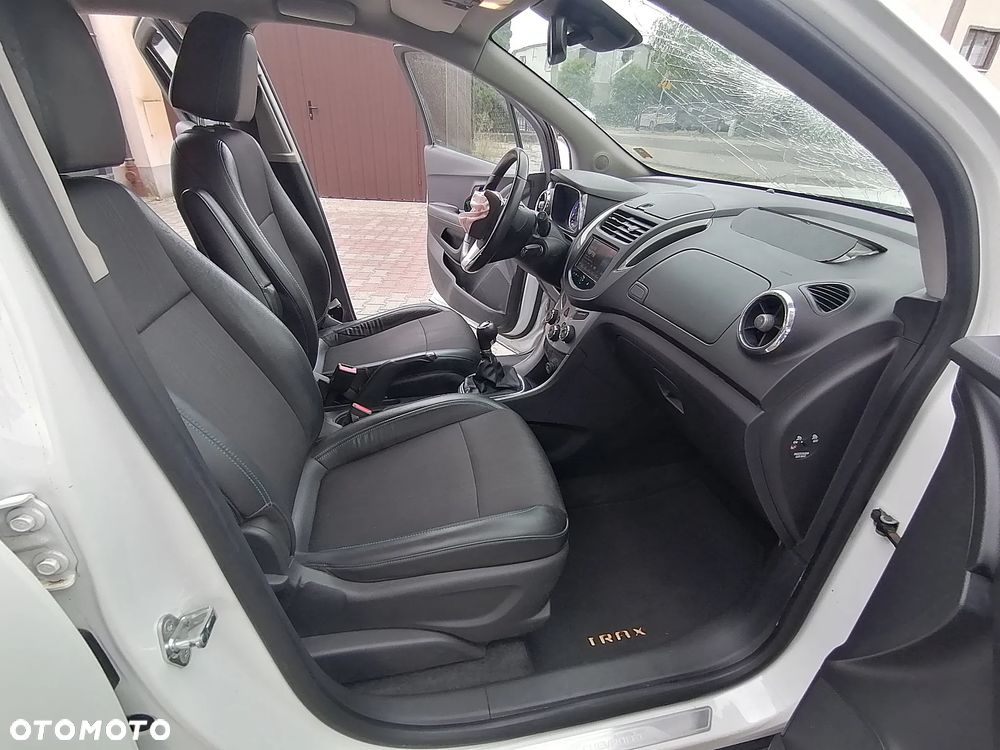 Chevrolet Trax 1.7 D LT - 21