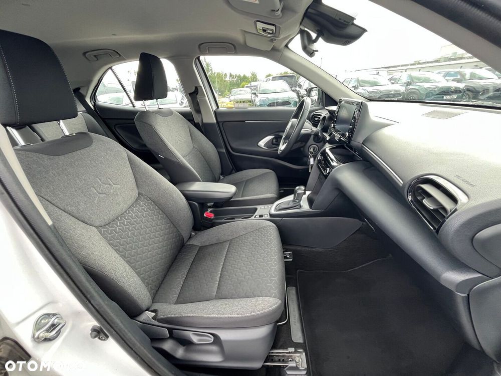 Toyota Yaris Cross Hybrid 1.5 Comfort - 32