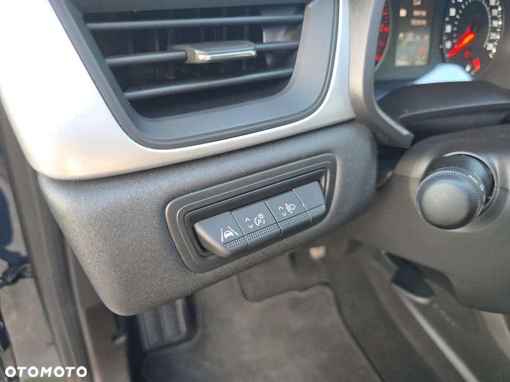 Renault Captur TCe 90 INTENS - 19