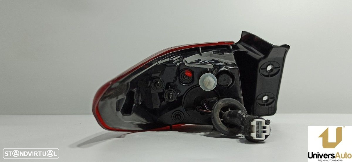 FAROLIM TRASEIRO DIREITO HYUNDAI KONA ESSENCE 2WD - 4