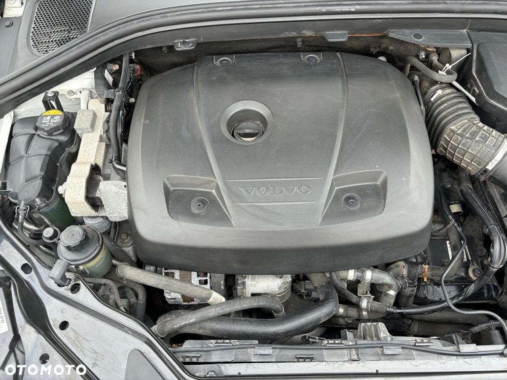 Volvo XC 60 T6 AWD Drive-E Momentum - 16