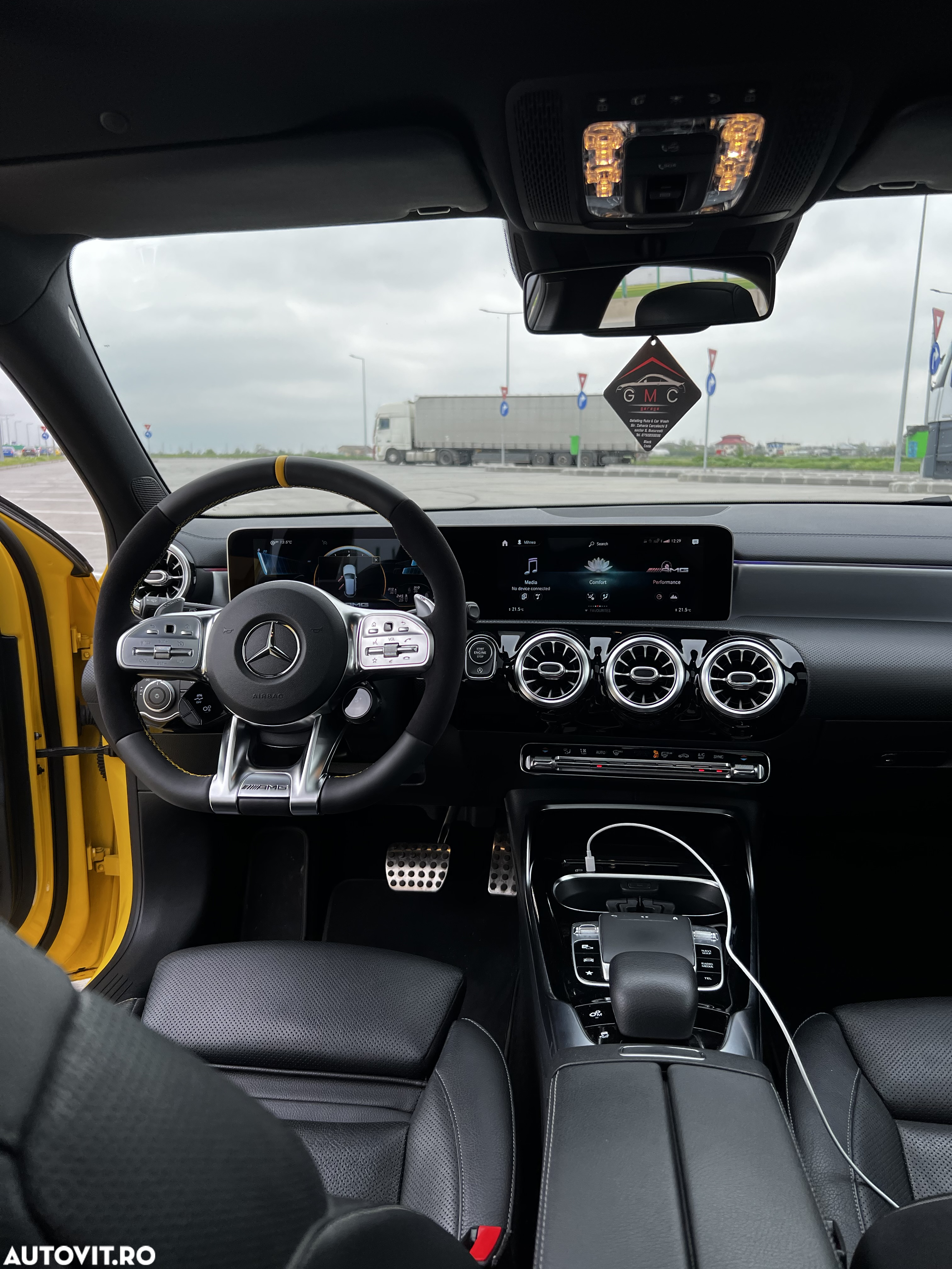 Mercedes-Benz A AMG 35 4MATIC+ Aut. - 9