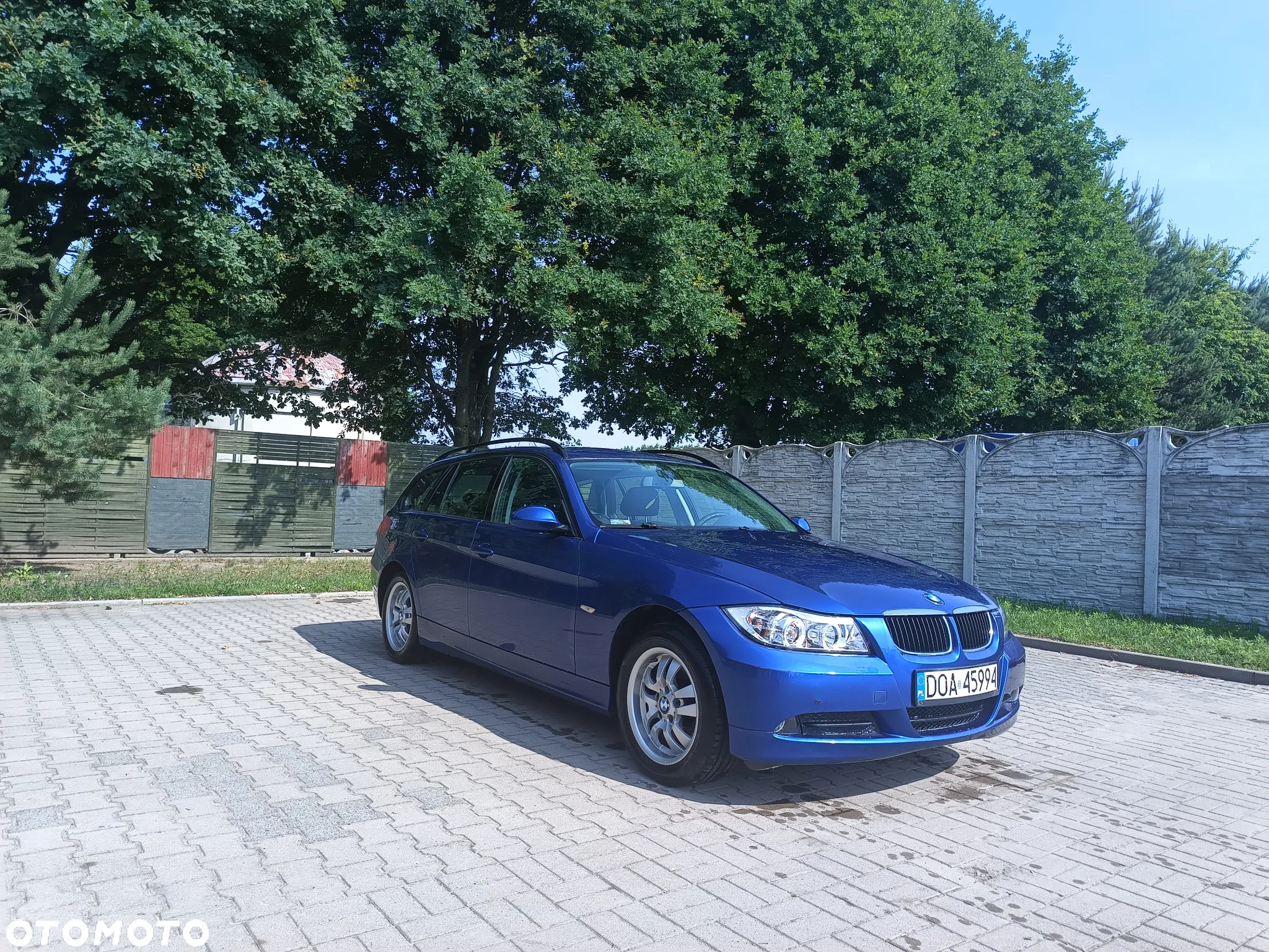 BMW Seria 3 318d Touring - 3