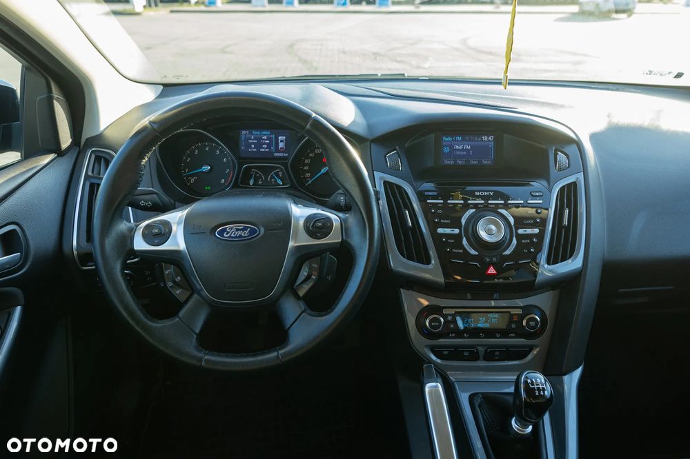 Ford Focus 1.6 EcoBoost Titanium - 10