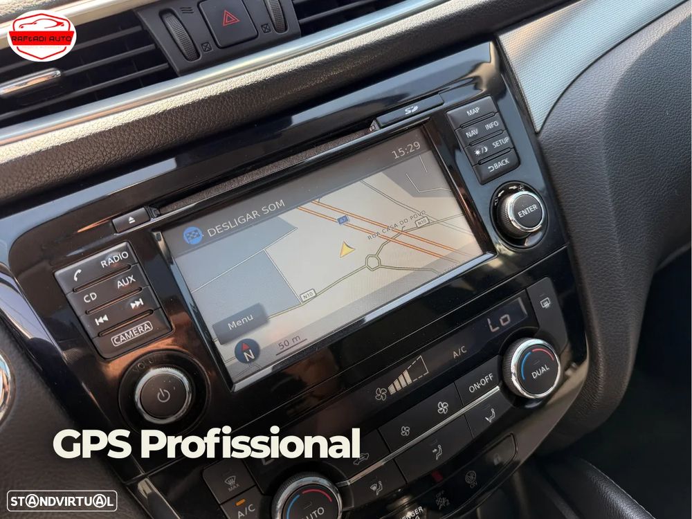 Nissan Qashqai 1.5 dCi N-Connecta J18+Led - 21