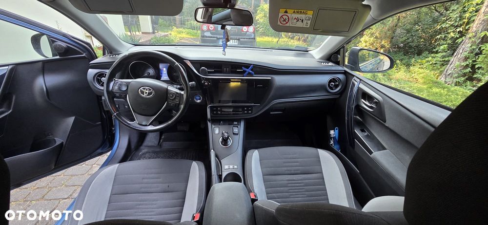 Toyota Auris 1.8 VVT-i Automatik Design Edition - 4