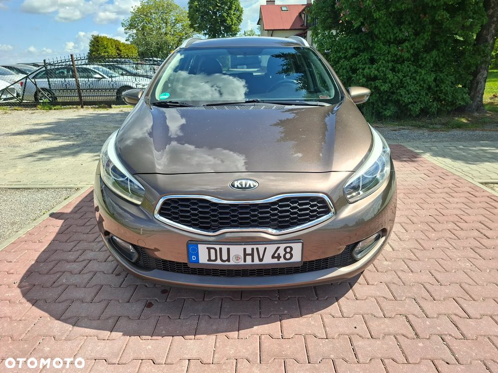 Kia Ceed - 14
