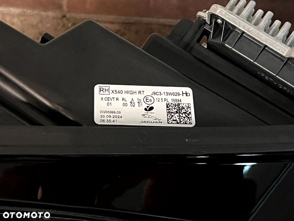 JAGUAR E-PACE X540 LAMPA PRAWY PRZÓD PRAWA PRZEDNIA WERSJA HIGH FULL LED MATRIX EUROPA J9C3-13W029-HD J9C5835 - 11
