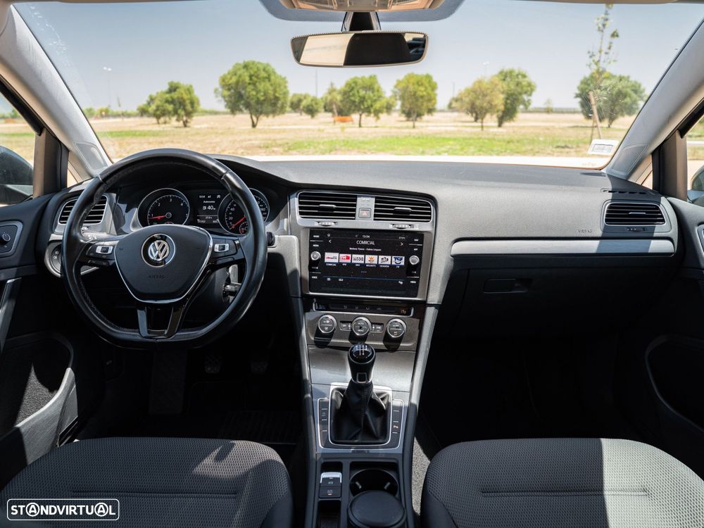 VW Golf Variant - 12