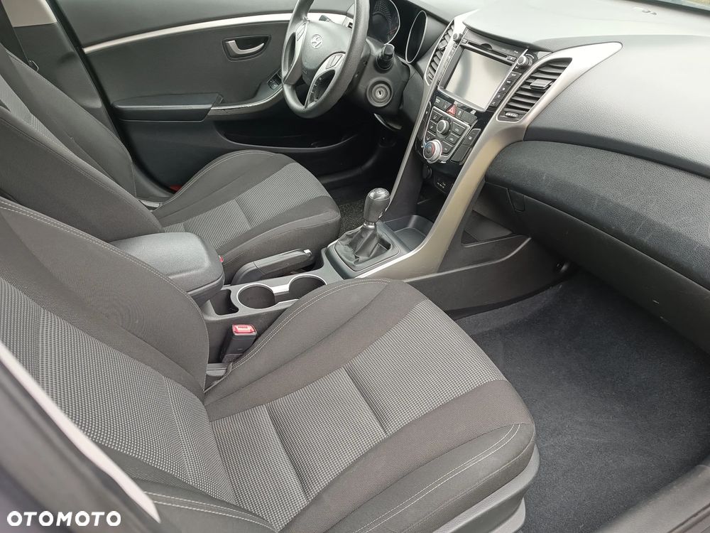 Hyundai i30 1.4 Fifa World Cup Edition - 26