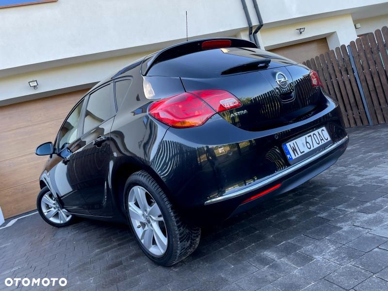 Opel Astra - 3