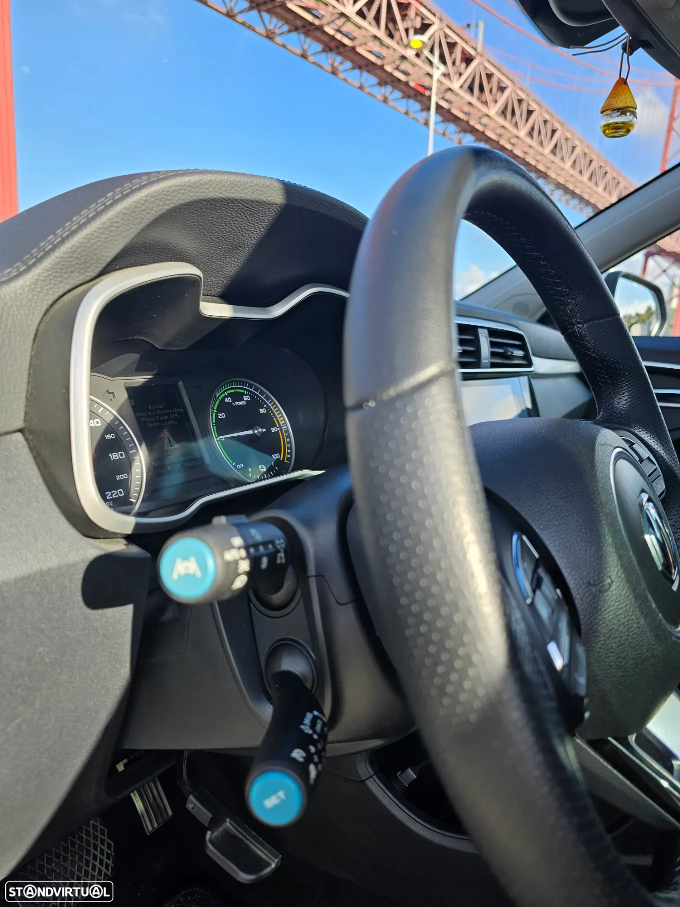 MG ZS EV 44.5 kWh Luxury - 8