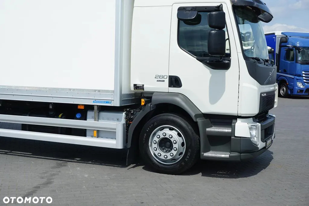 Volvo FL / 280 / EURO 6 / IZOTERMA + WINDA / 18 PALET / ŁAD. 9540 KG - 25