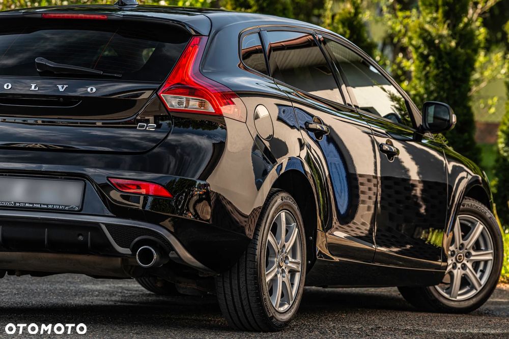 Volvo V40 D2 Momentum - 17
