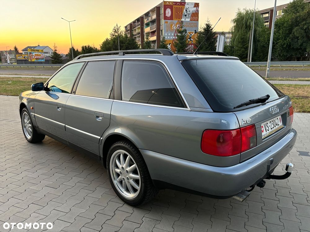 Audi A6 Avant 2.8 30V Quattro - 4