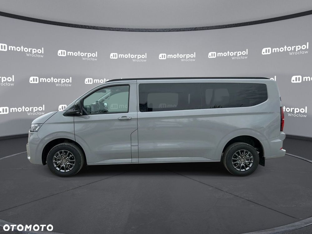 Volkswagen Caravelle - 7