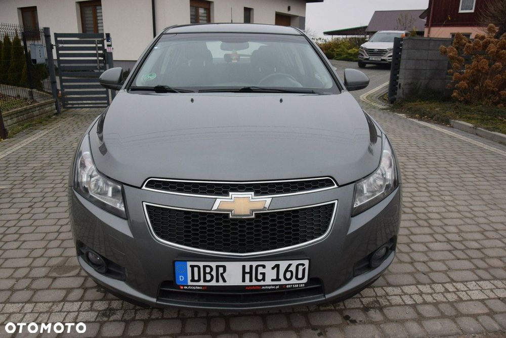 Chevrolet Cruze - 8