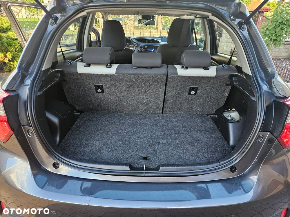 Toyota Yaris Hybrid 100 Active EU6 - 26
