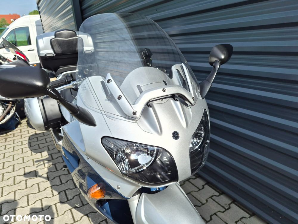 Yamaha FJR - 7