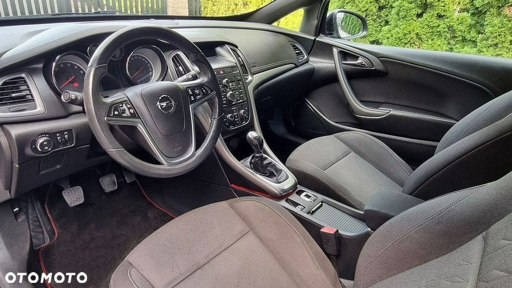 Opel Cascada - 13