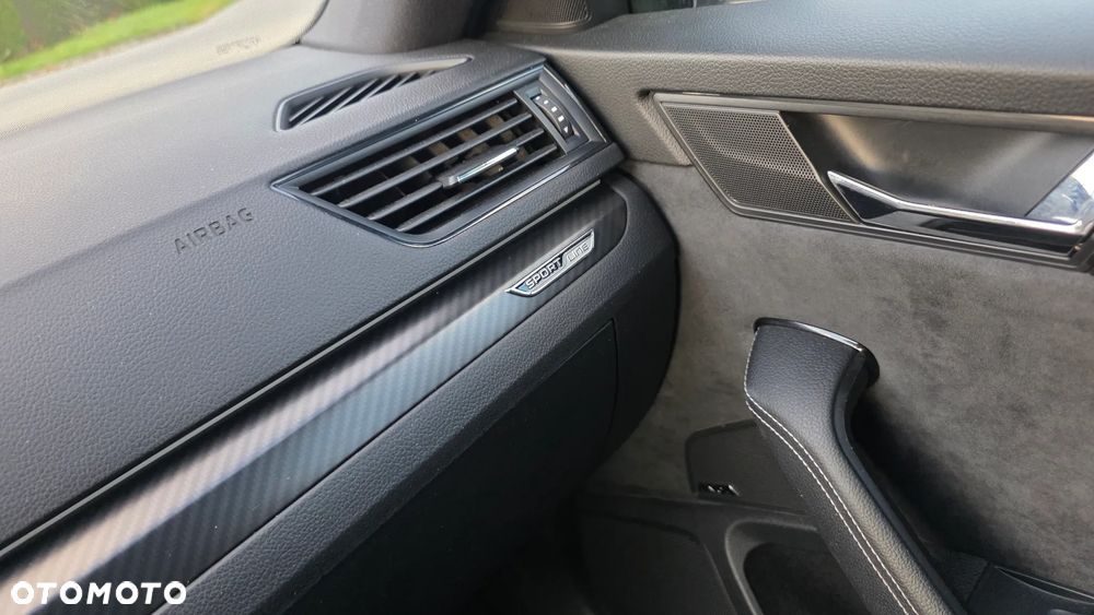 Skoda Superb 2.0 TDI Sportline DSG - 26