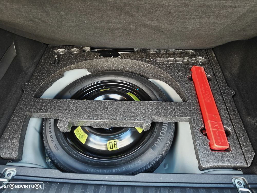 Peugeot 2008 1.5 BlueHDi Style - 24