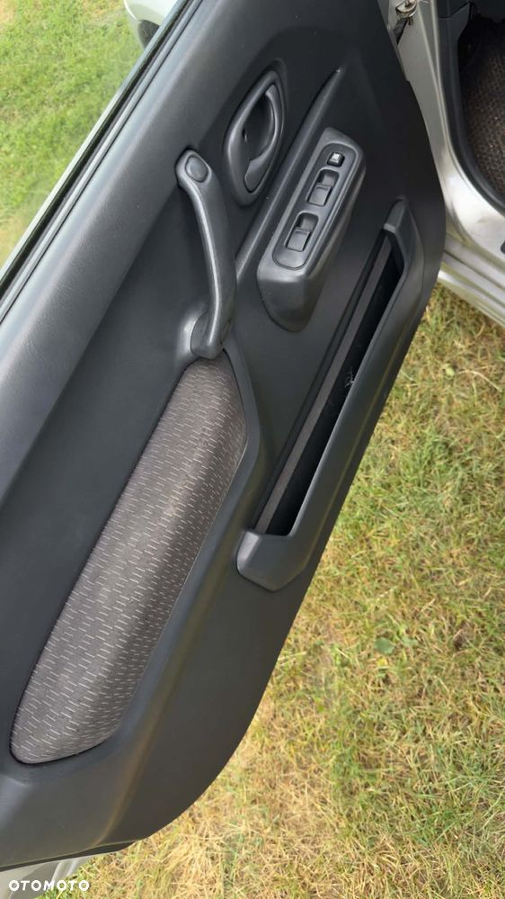 Suzuki Jimny - 16