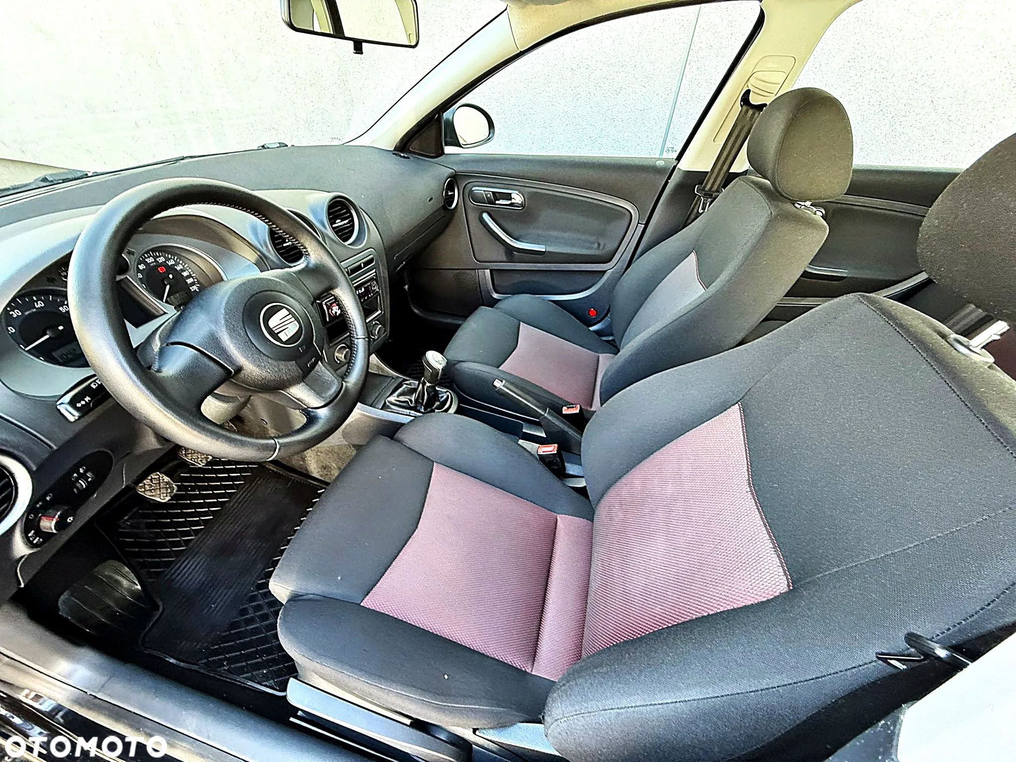 Seat Ibiza 1.4 16V Sport Edition - 7