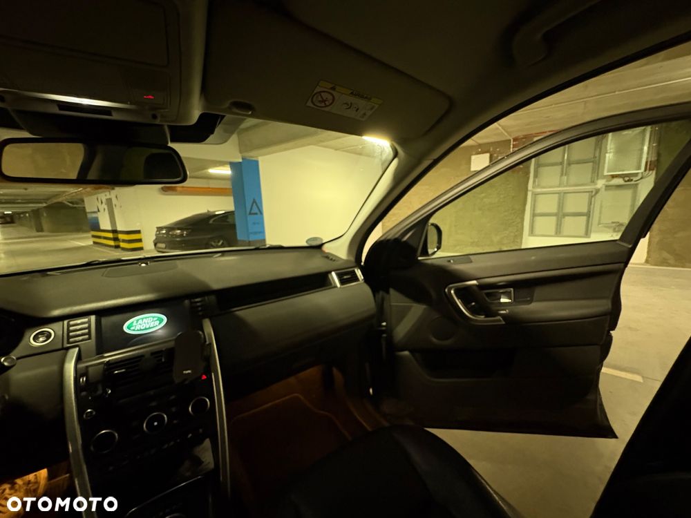 Land Rover Discovery Sport TD4 HSE - 29