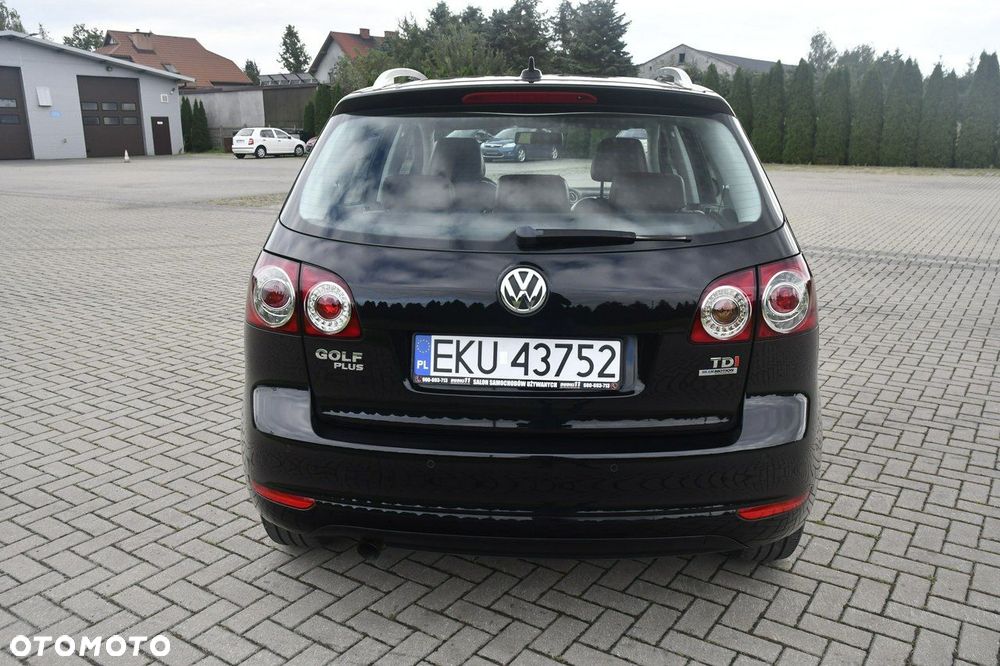 Volkswagen Golf Plus - 10