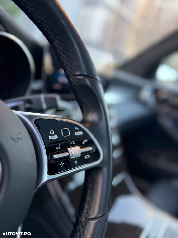 Mercedes-Benz GLC - 19